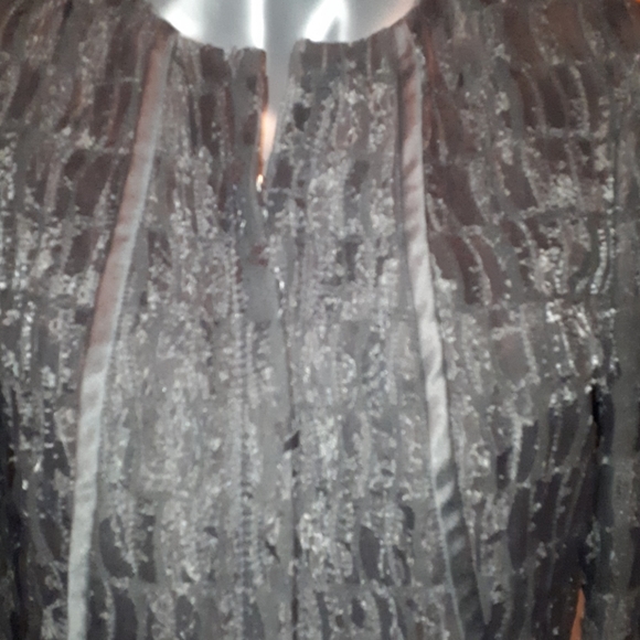 2 piece suit - Picture 2 of 8